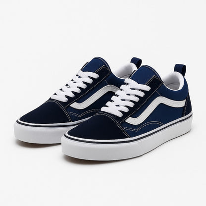 VansOldSkoolNavy_WhiteLow-TopSneakers